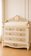 Showman Dresser